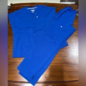 SOLD Fabletics Scrub Set